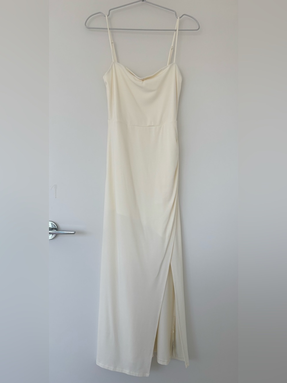 Wilfred Cream Strapless Slip Dress with Side Slit